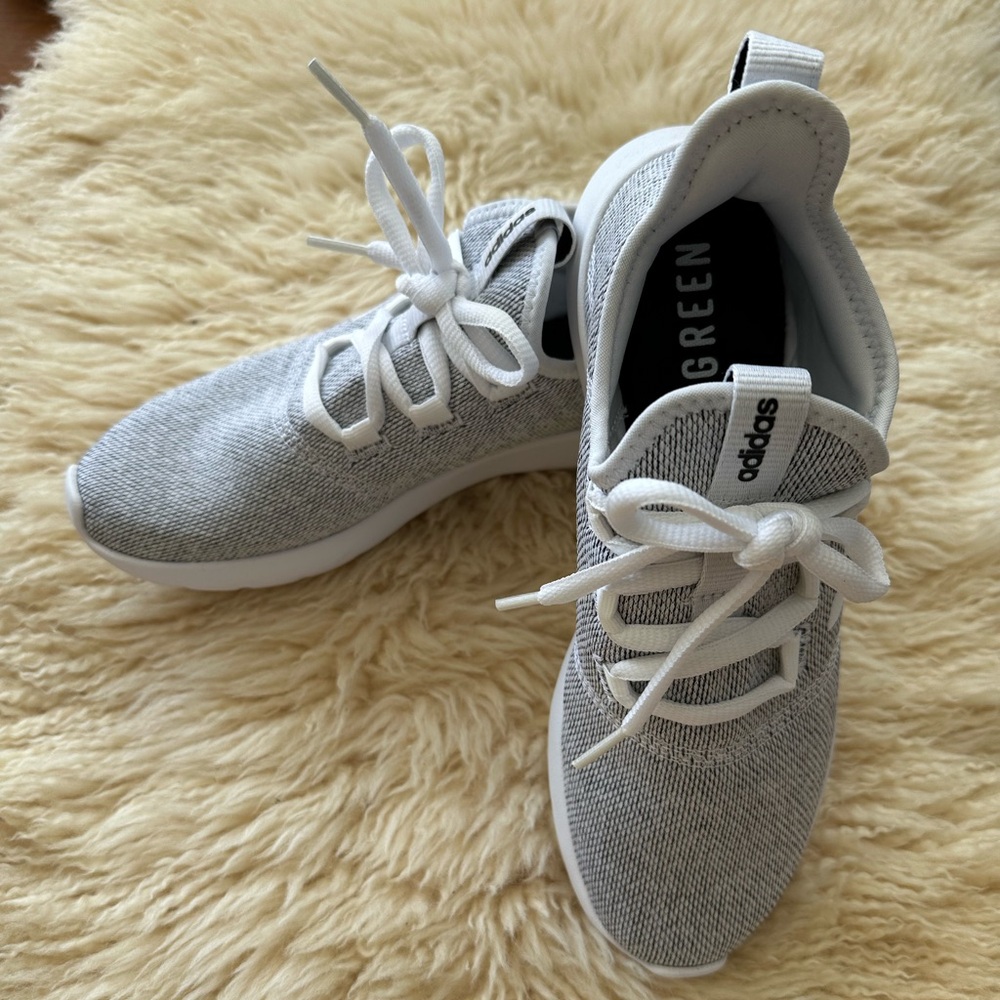 Adidas Cloudfoam Pure 2.0 Gray & White Women’s Athletic Running Shoes Size 6.5
